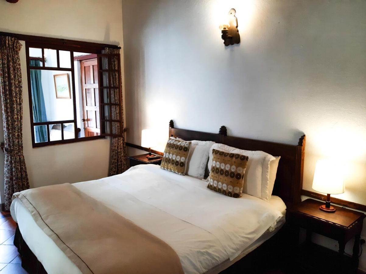 Hotel Meson De Los Virreyes Villa de Leyva Bagian luar foto