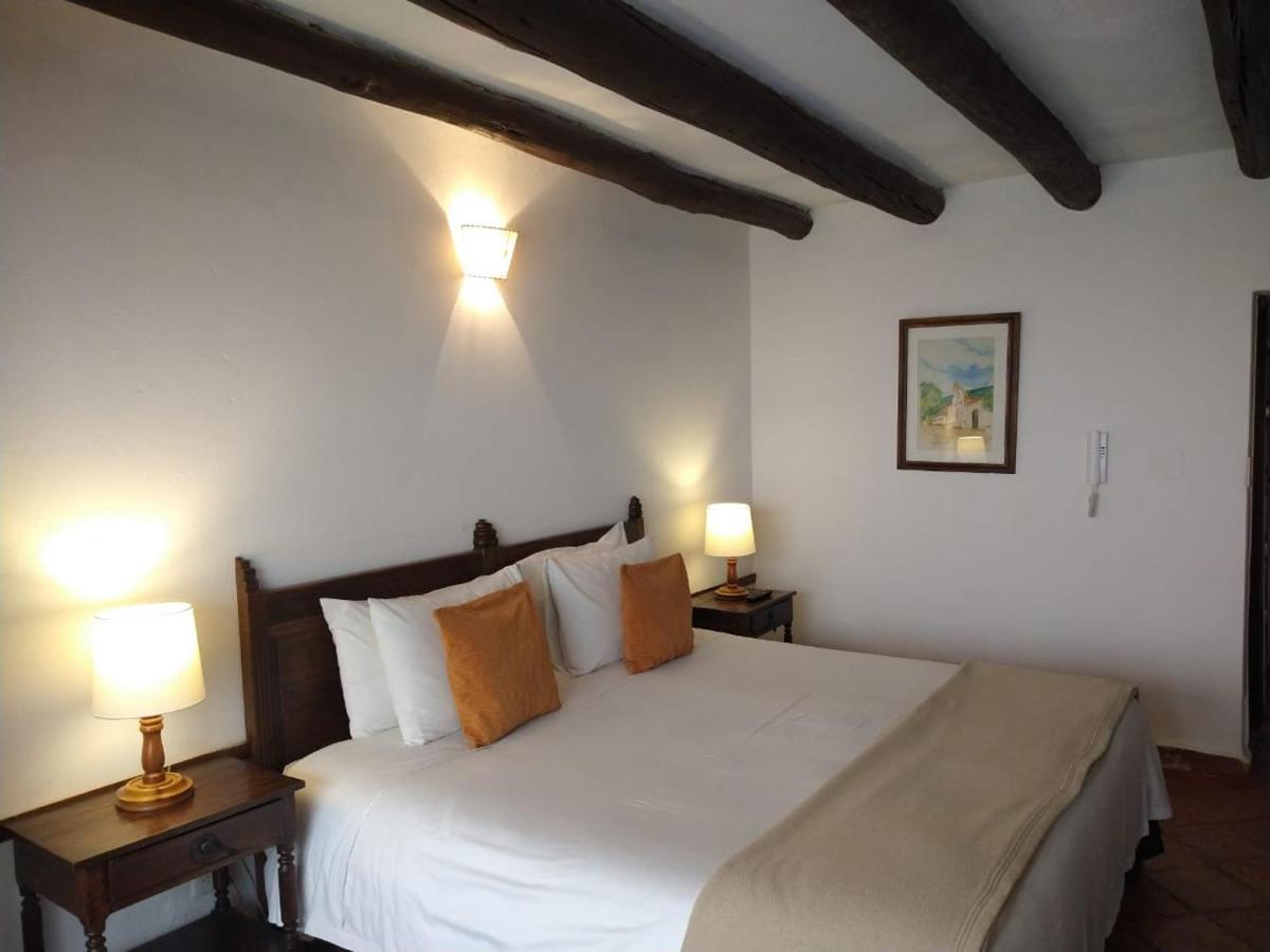 Hotel Meson De Los Virreyes Villa de Leyva Bagian luar foto