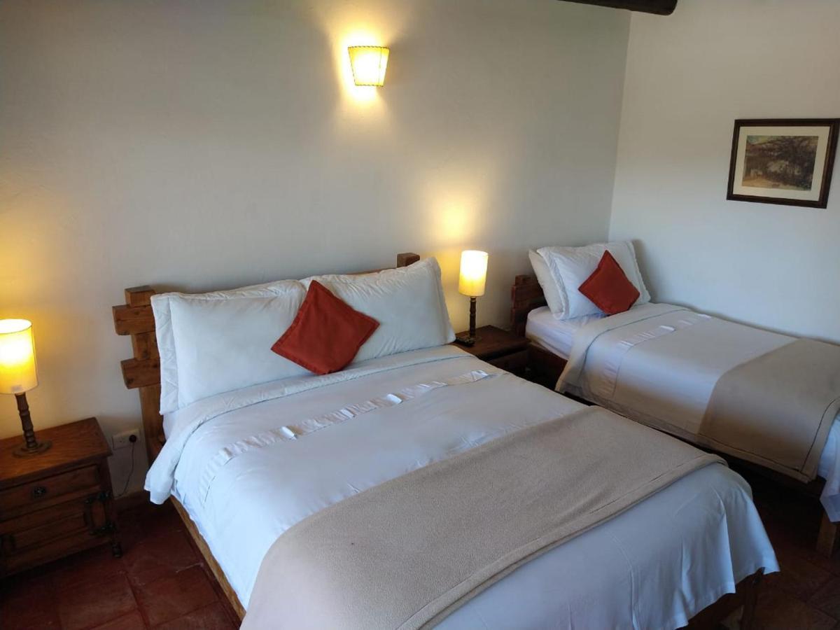 Hotel Meson De Los Virreyes Villa de Leyva Bagian luar foto