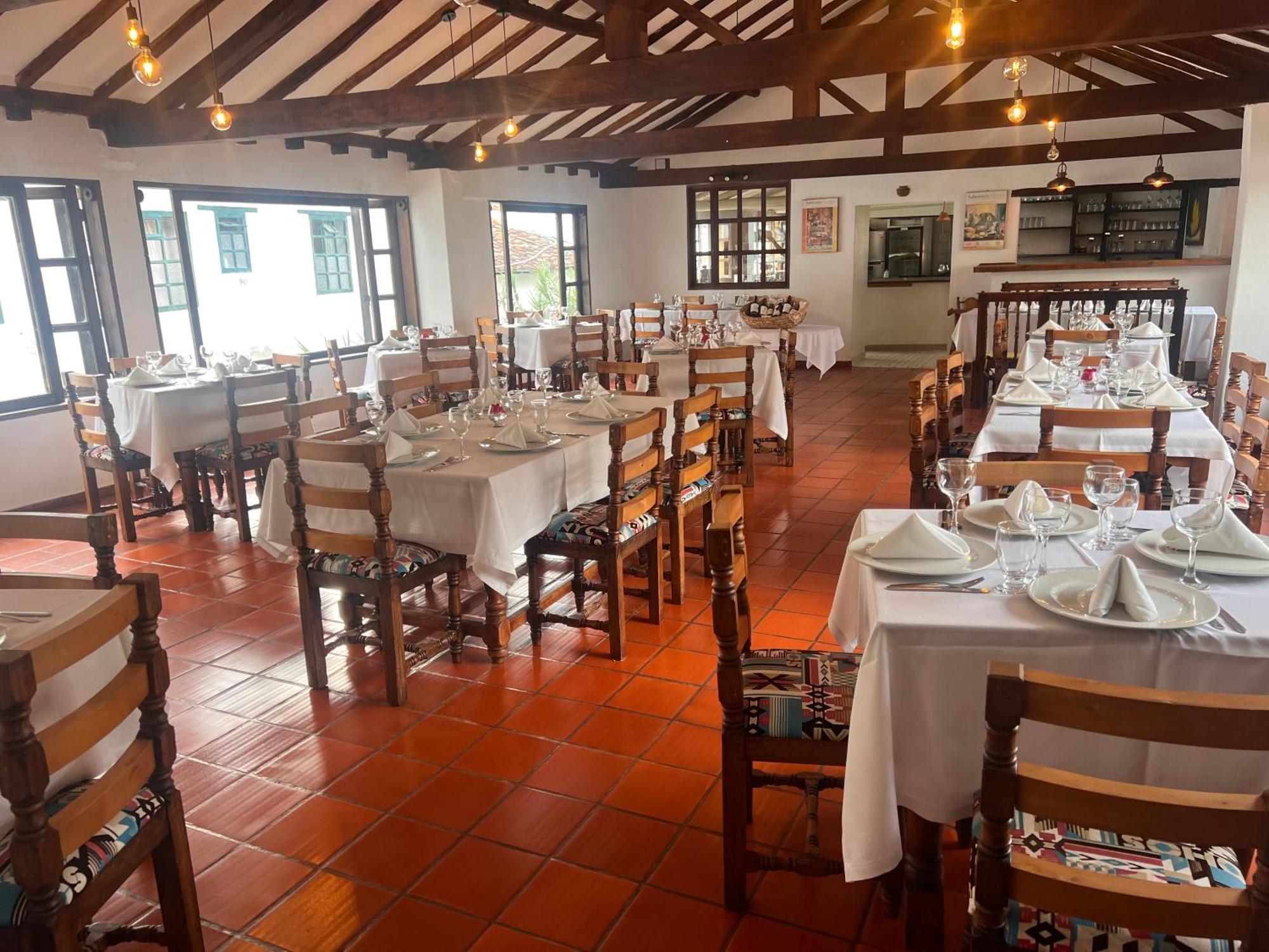 Hotel Meson De Los Virreyes Villa de Leyva Bagian luar foto